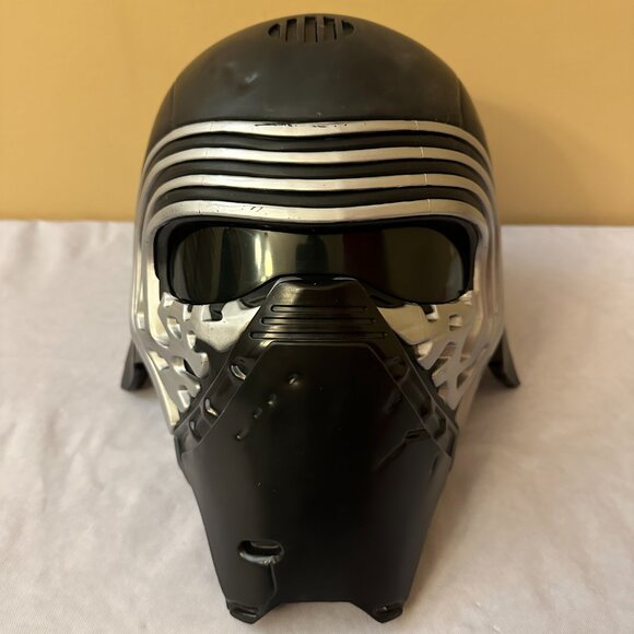 Star Wars Kylo Ren Voice Changing Mask and Lightsaber / Both Work - Picture 4 of 14